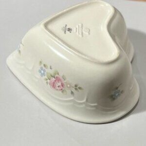 Pfaltzgraff Stoneware Tea Rose 8" Heart Shaped Bowl
